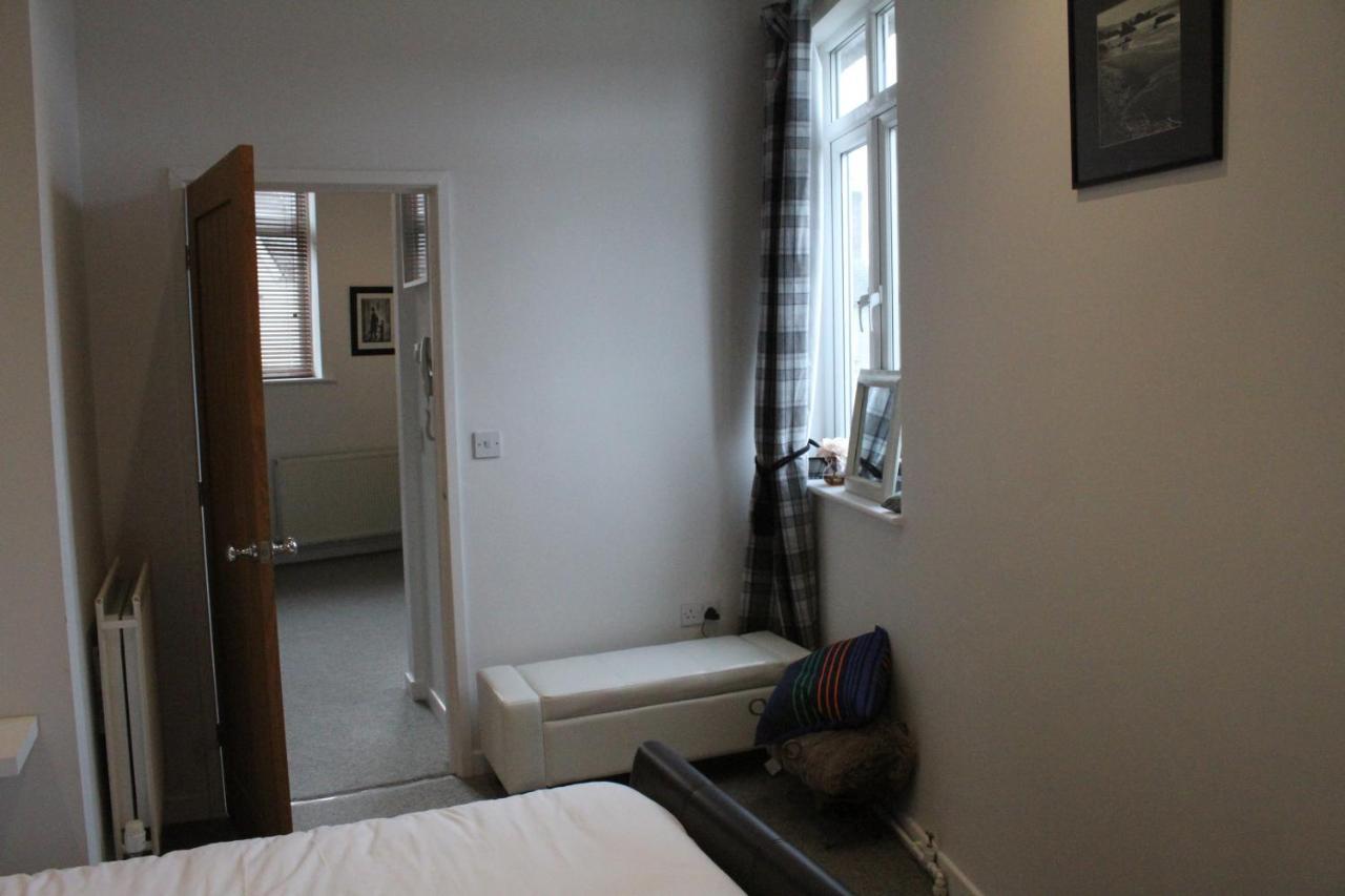 Vale View Apartment Denbigh Exterior photo